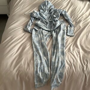 NWOT Salty Honey cloud lounge set - jogger and pullover